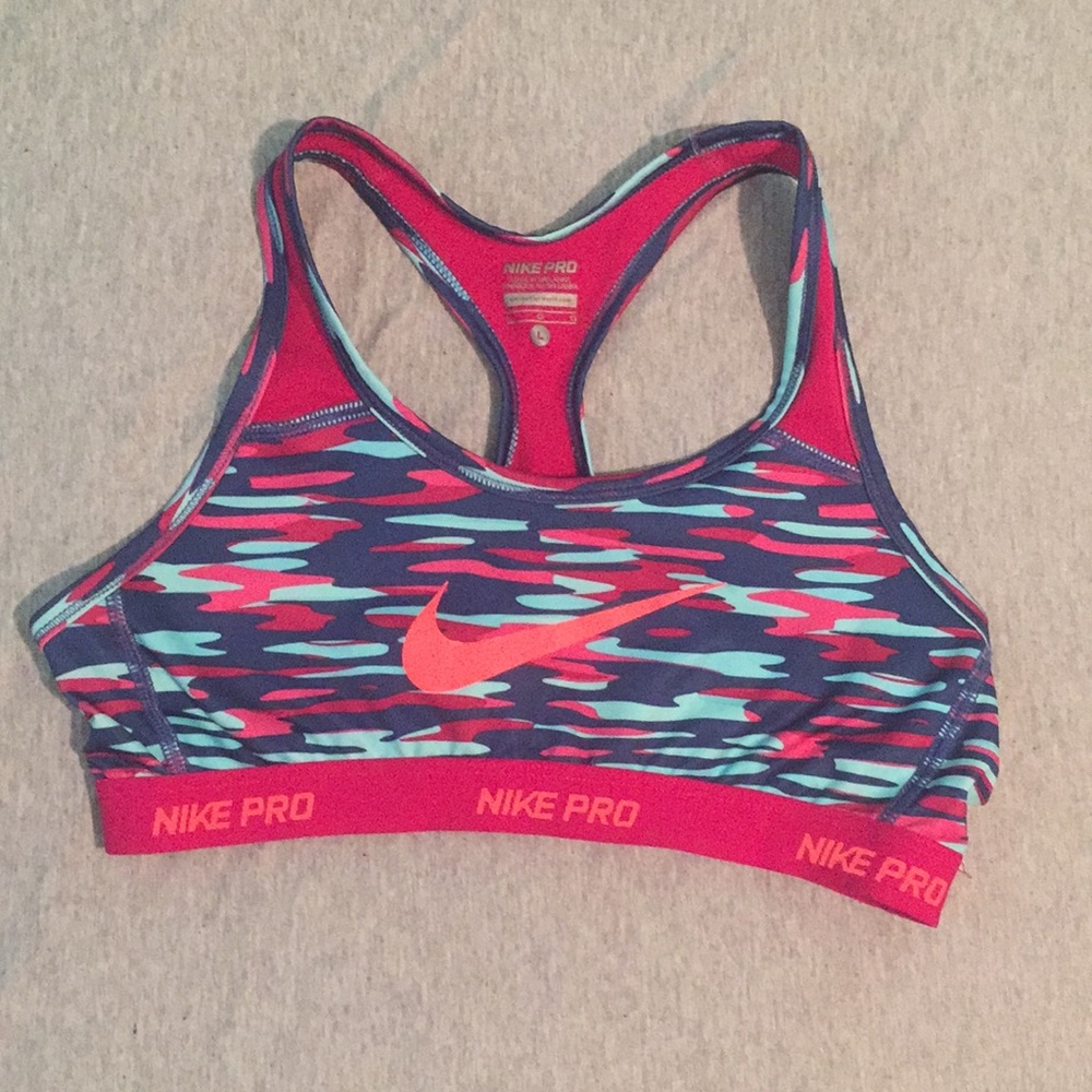 Nike sports bra